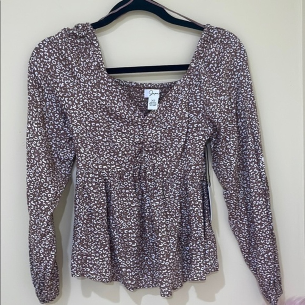 Japan Women’s Size XS |New with tags |  100% Rayon